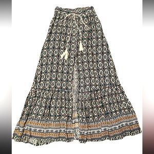 NWT Mandala Print Maxi Skirt